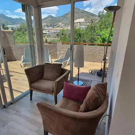 Calamorro Views Apartamento *